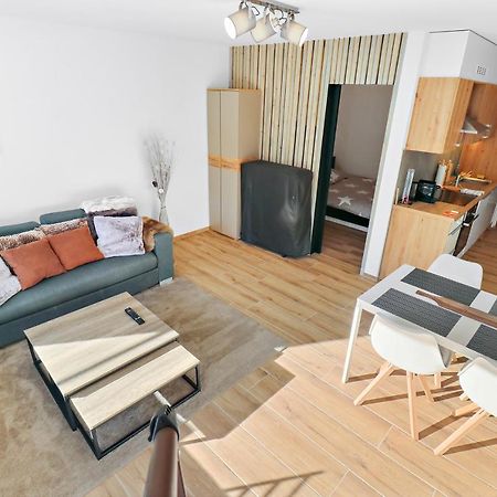 Appartement Cosy Et Renove Au Coeur De La Station Crans-Montana Luaran gambar