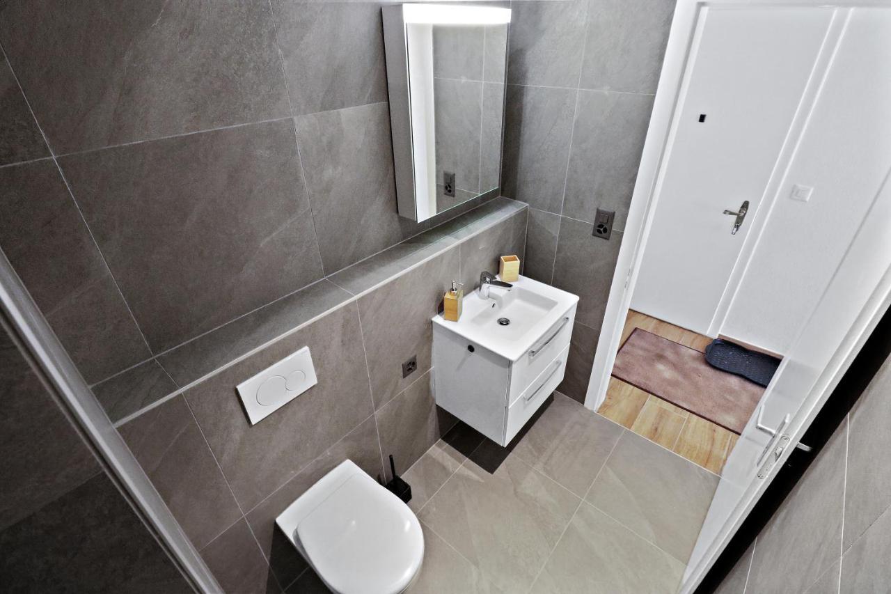 Appartement Cosy Et Renove Au Coeur De La Station Crans-Montana Luaran gambar